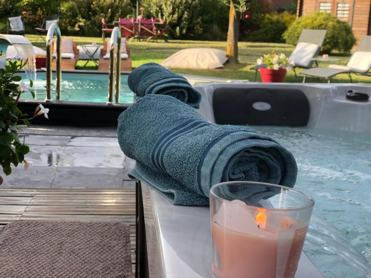 Bed and Breakfast Au Domaine Fresnois Fresnes-lès-Montauban Exteriér fotografie
