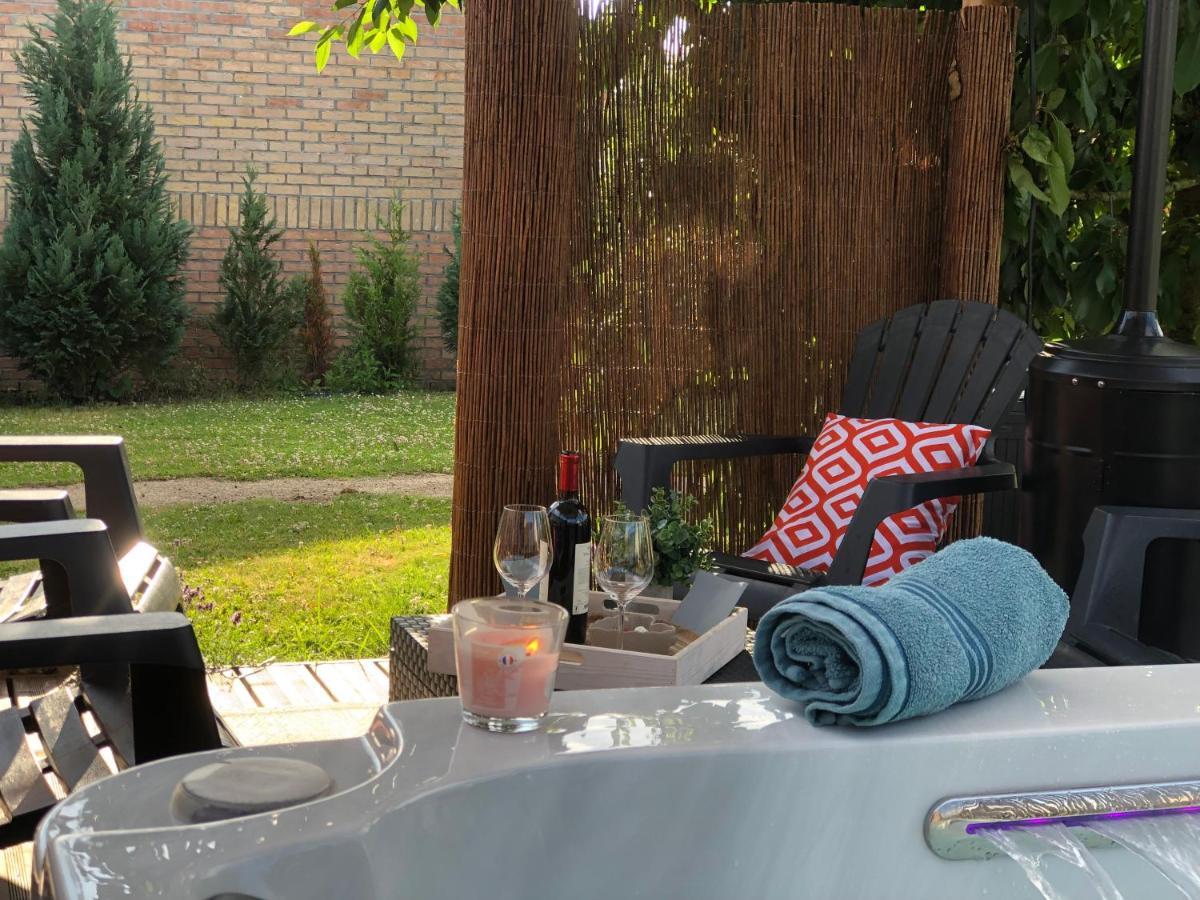 Bed and Breakfast Au Domaine Fresnois Fresnes-lès-Montauban Exteriér fotografie